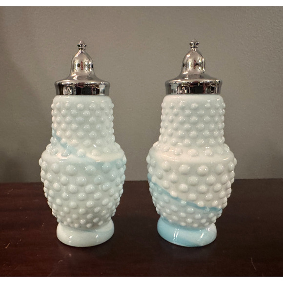 Vintage Kanawha Glass Hobnail Milk Glass Blue Slag Salt Pepper Shakers USA - Picture 2 of 8